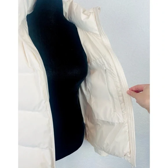 UNIQLO • Cream Seamless Hooded Down Puffer Jacket, XS - Picture 10 of 16